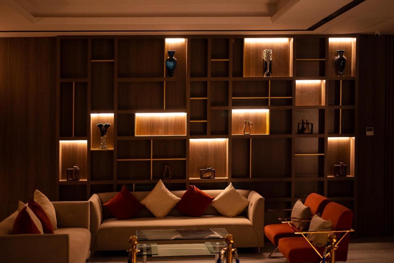 Ahlin Suites Рияд Екстериор снимка