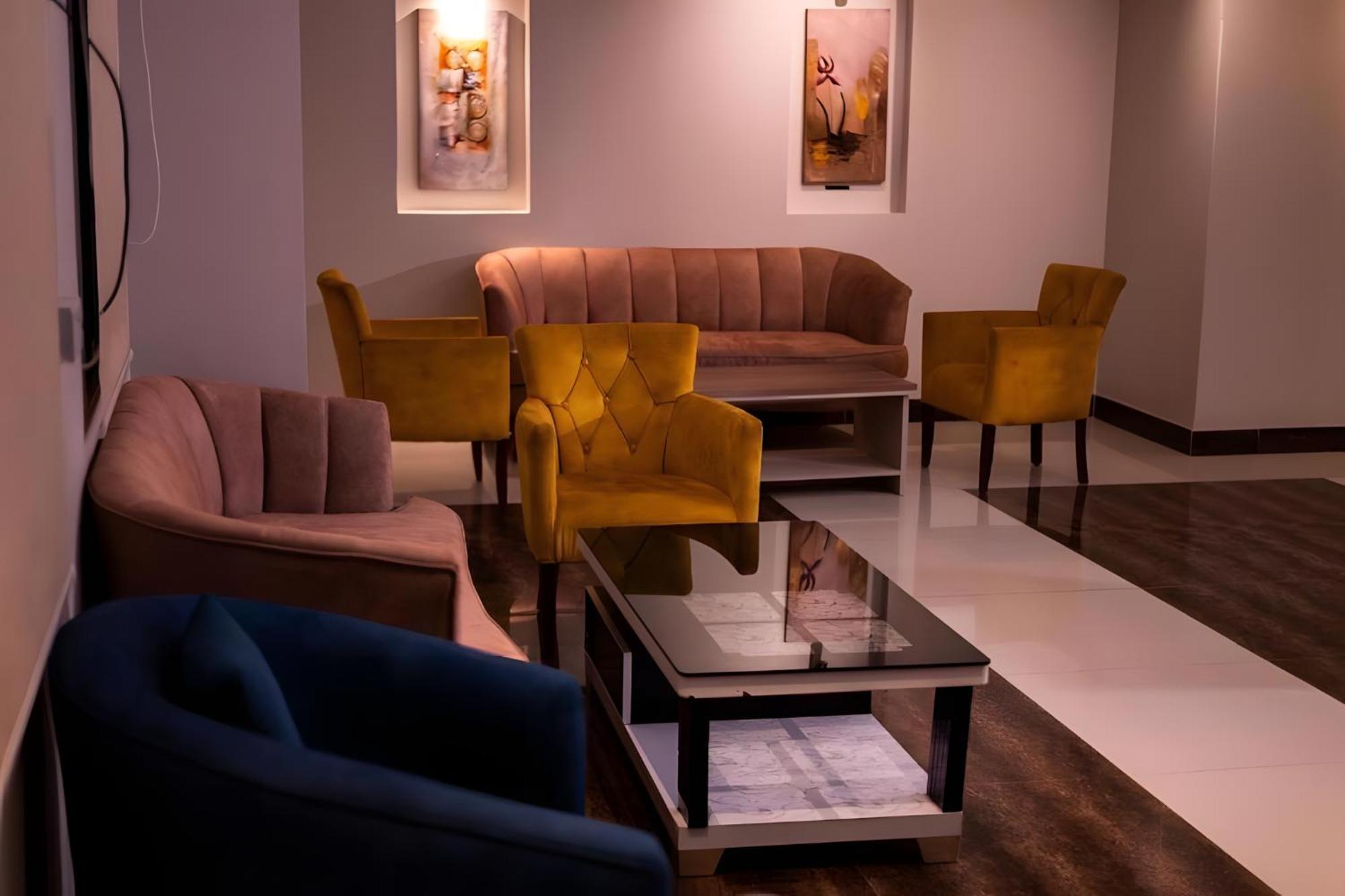 Ahlin Suites Рияд Екстериор снимка